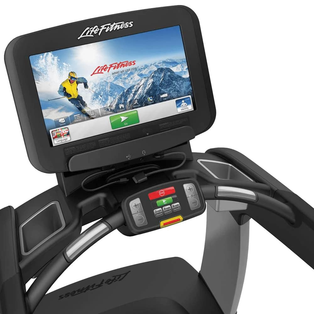 Life Fitness Discover SE3 Treadmill